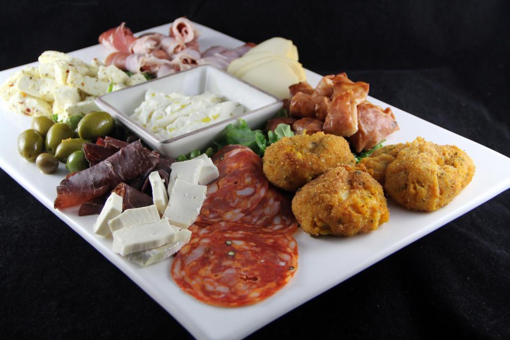 antipasto.thumb.jpg.7e1593c26dfbc40f56e4dfab00df15cd.jpg