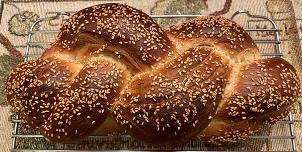 challah4.jpg.c156187c2870205182902af803f88b38.jpg