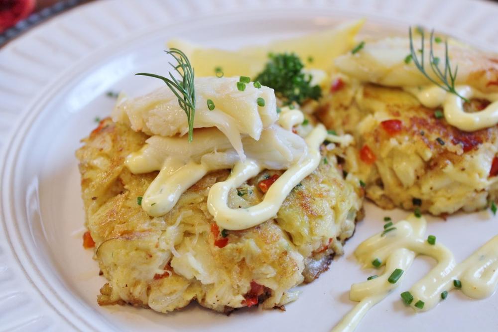 Dungeness Crab Cakes #2.JPG