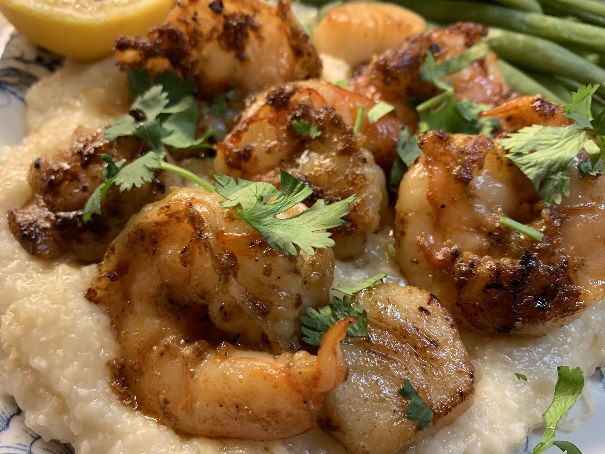 2091840715_SpicyShrimpCreamyCheeseGrits3464.jpg.56c083490dee8732cc6b62155d3412a2.jpg