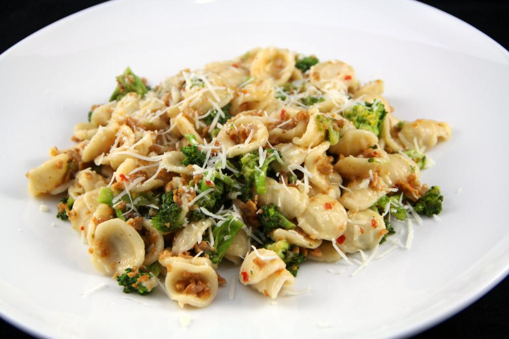 1903921354_broccolipasta.thumb.jpg.7fc721d17757eacca9c70572d184bea3.jpg