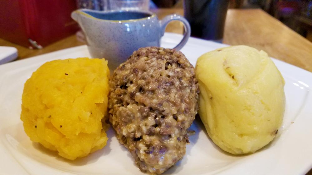 Haggis.thumb.jpg.95c64c3b165cb9c551f94841ade1767f.jpg