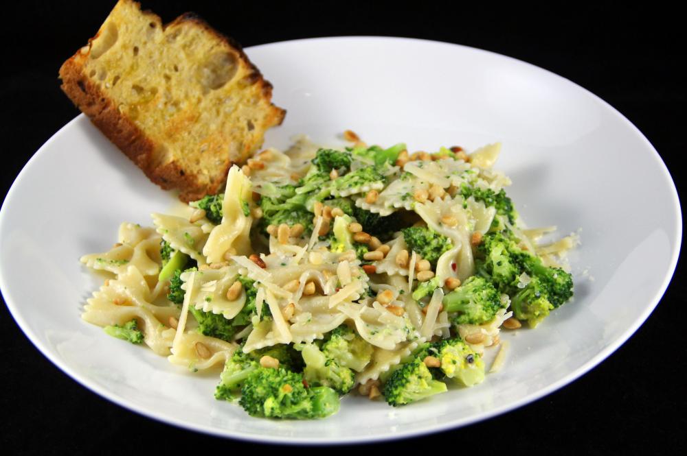 608852451_broccolipasta.thumb.jpg.46968ef43baa4b2c5882a9354c5953b0.jpg