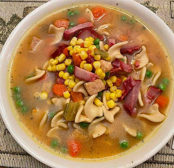 char-siu-soup.jpg.f32b0fa6479a1d8d197e16705fa2346b.jpg