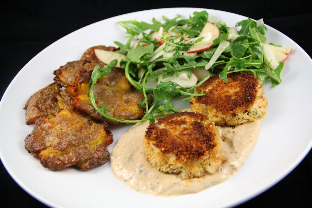 crabcakes2.thumb.jpg.3210fcfb5ad8c85baa1a93f9de6cd50e.jpg