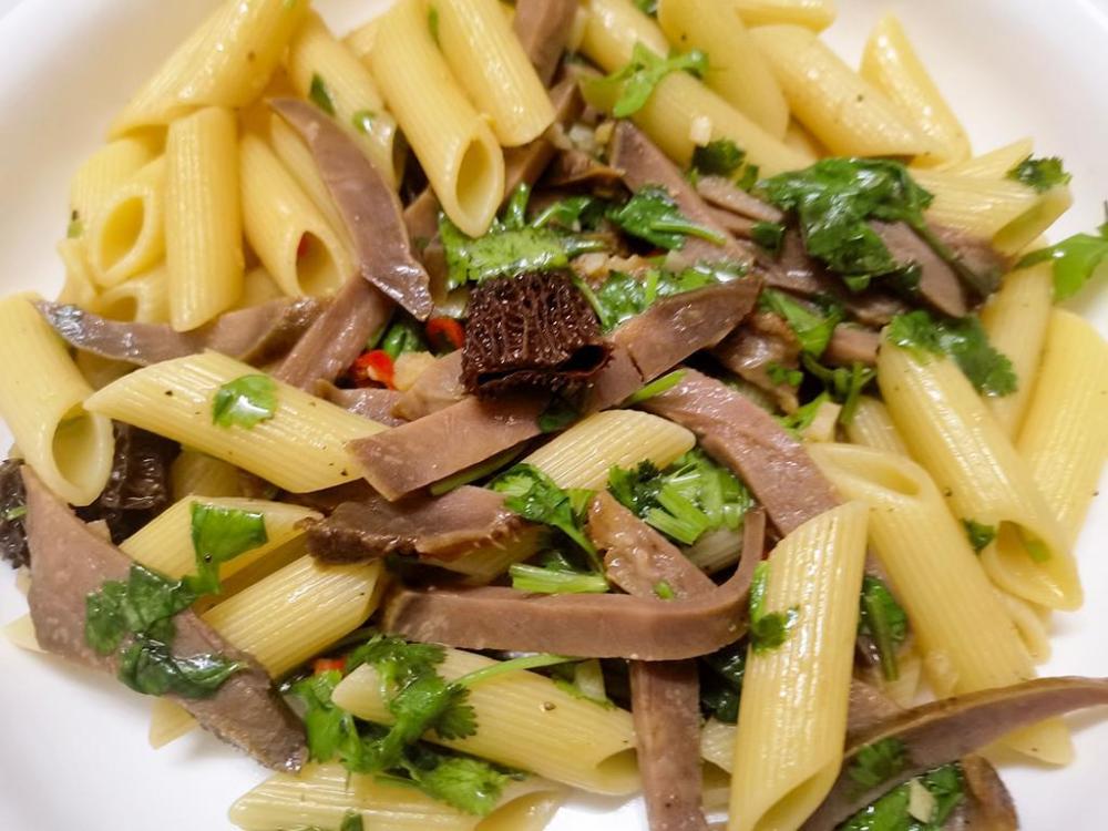 penne.thumb.jpg.e8c84817076eba4407f3b2120b080a5f.jpg