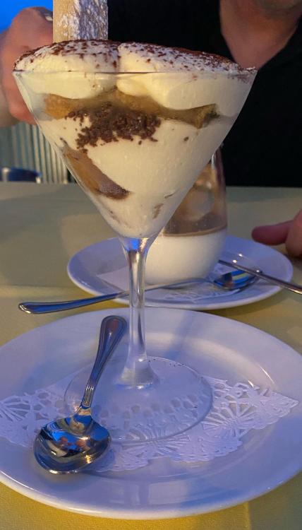 sbtiramisu.thumb.jpg.840717c2e53575bb0387d6f163132ee0.jpg