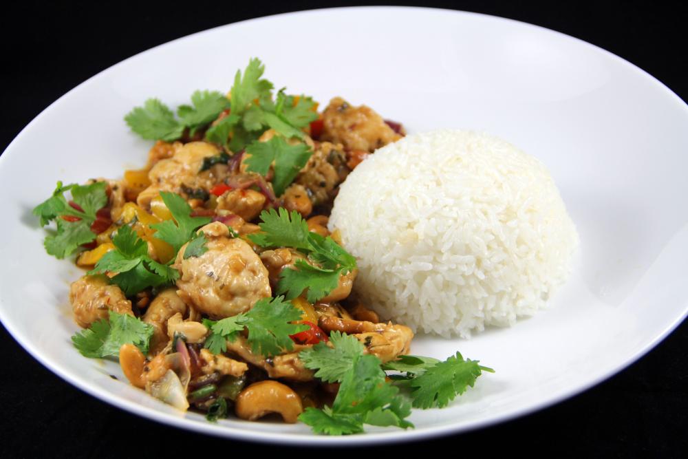 1039199554_chickencashewstirfry.thumb.jpg.660f90f502da4e309158b6b3c29ec238.jpg