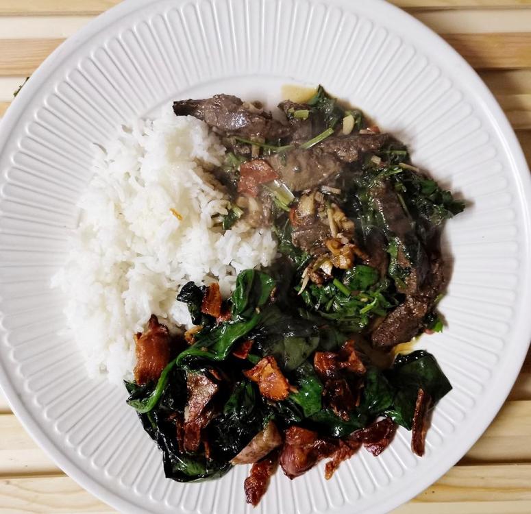 1047351899_lambsliverbaconspinach.thumb.jpg.baf95a849e74d18eaed206cbe6edef87.jpg