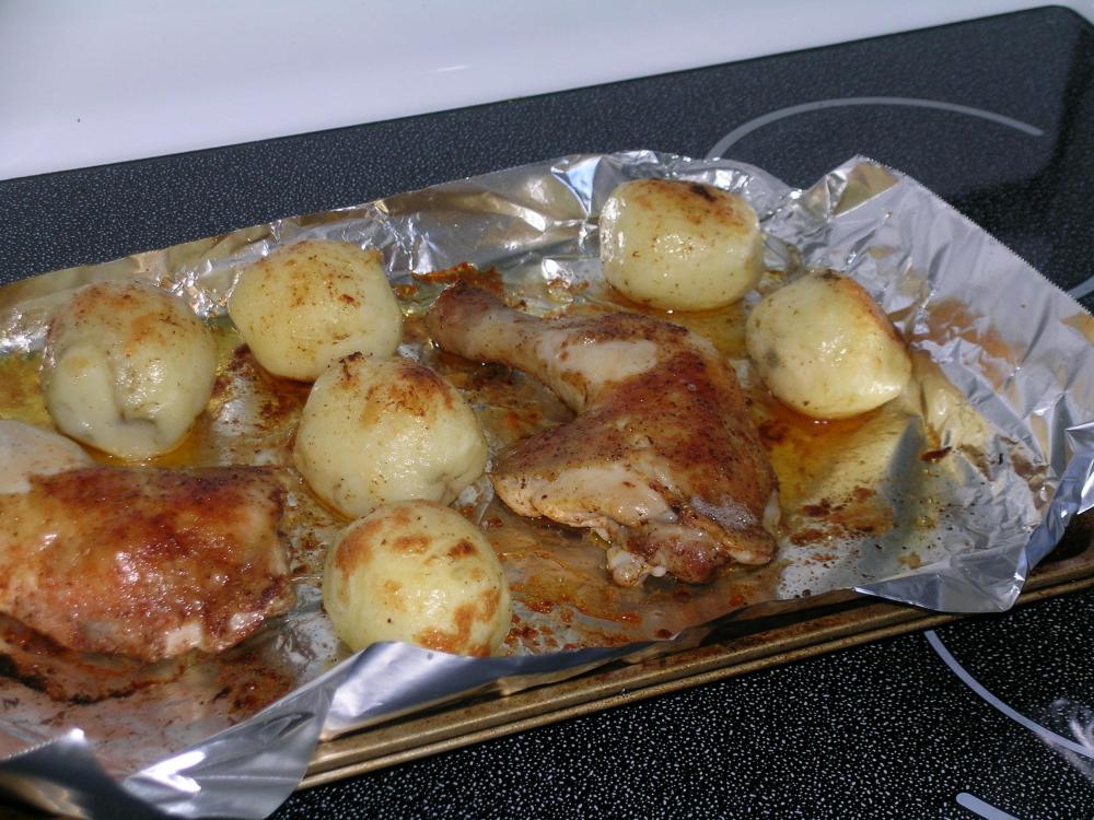 RoastedThighsandPotatoes.thumb.JPG.b31b0c777c2850ccc284d99071d54704.JPG