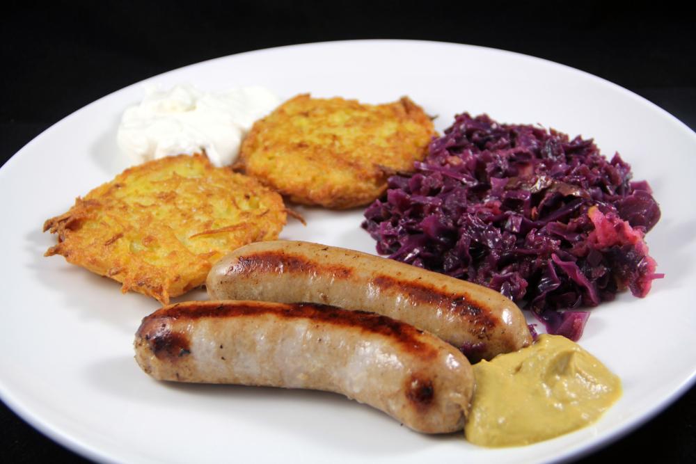 germanfood.thumb.jpg.6aa61d4628f94b4c86213a1875f7b5f3.jpg