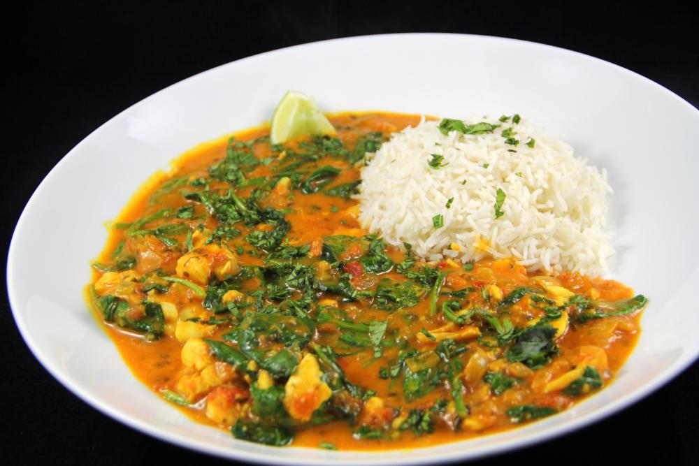 codandspinachcurry.thumb.jpg.aa07d87dfb5b4c9d9ef974310e4748ee.jpg