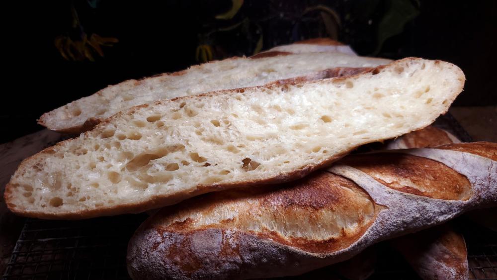 SourdoughBaguettesstartedwithalevainbakedMay18th2023.thumb.jpg.87db30fdcf3c1b0142117d685a990f3b.jpg