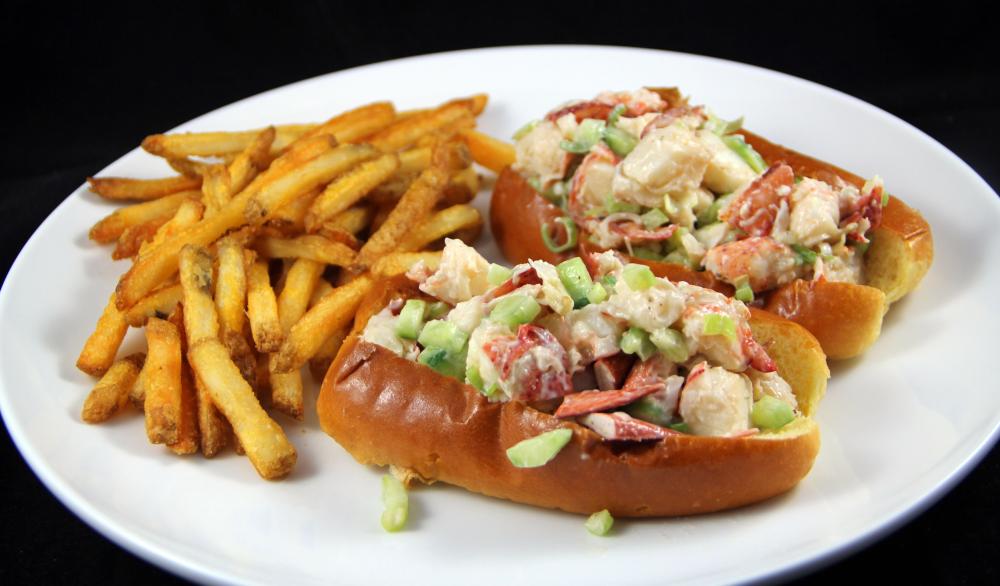 lobsterrolls.thumb.jpg.06374e980d6af025abf44d71a5876a51.jpg