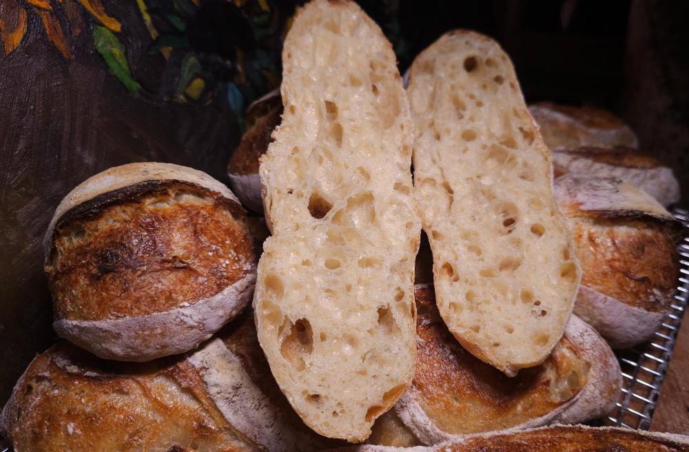 SourdoughSixDayFermentationbakedJune23rd20243.thumb.jpg.ab3b1f8a9e6b75d13353c9e0ead12b63.jpg