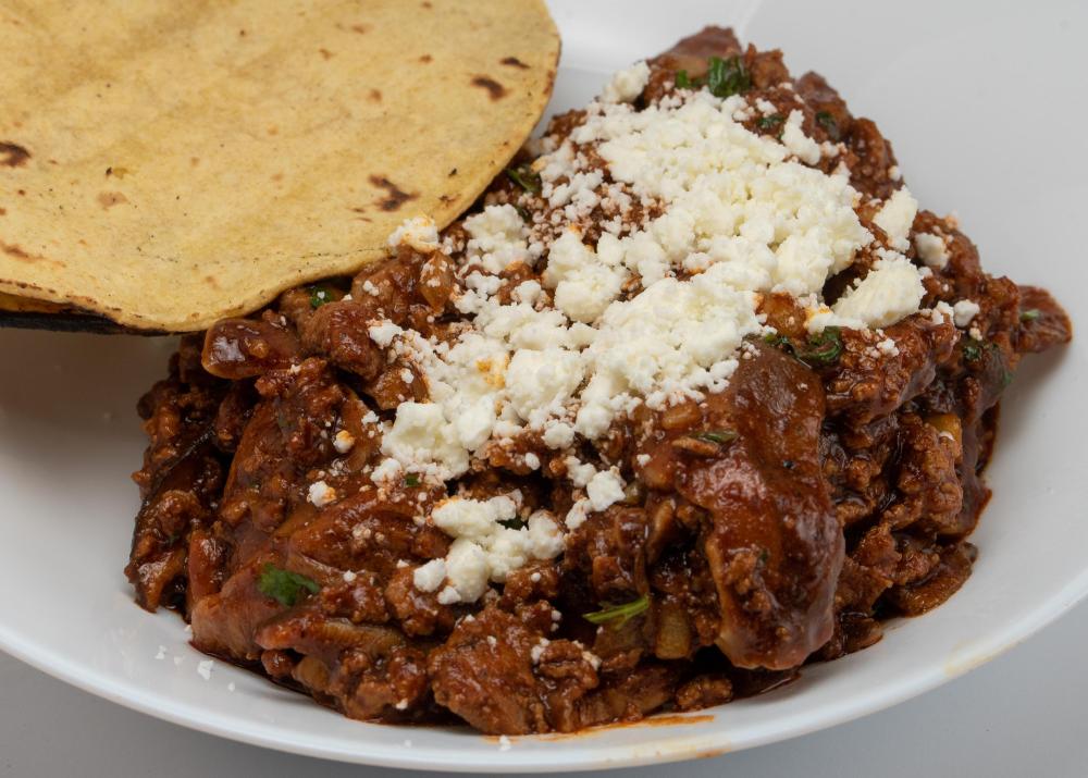 Tacos_pasilla_lamb-1.thumb.jpg.e21a82f1f76f381c4f9690ddd1dd9054.jpg