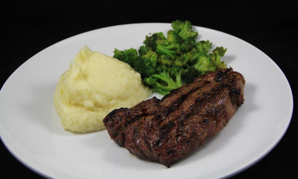 steak.thumb.jpg.7fae576d09c3f45a8560ced317a72962.jpg