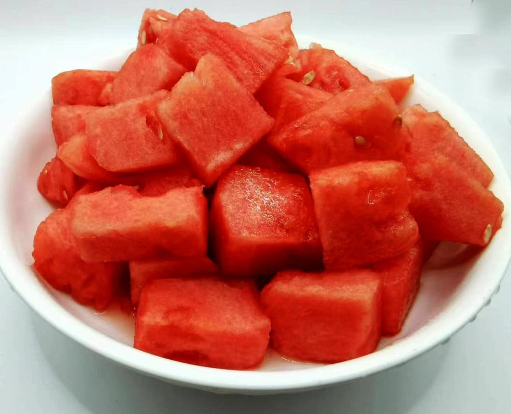 watermelon.thumb.jpg.6a78ccd71daeea2181778af80f9c16aa.jpg