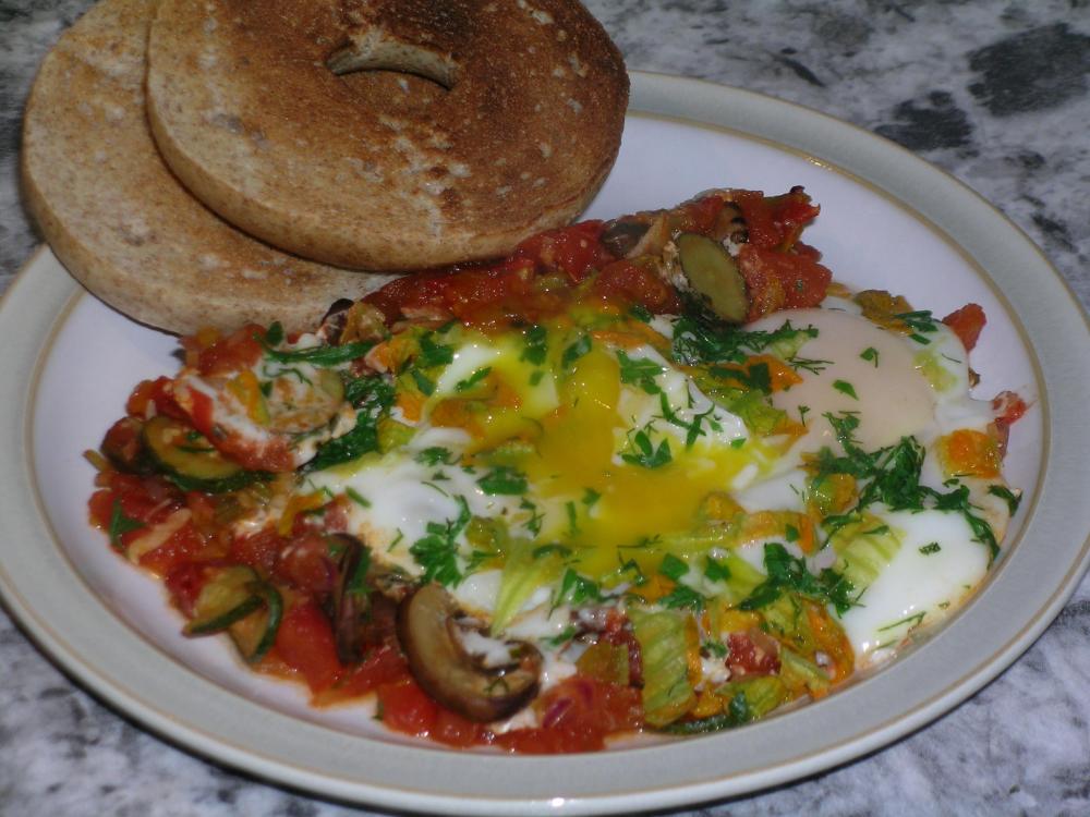 ZucchiniUseupShakshuka.thumb.JPG.6cc82e1c9931c04bbadd7008e9a62a9c.JPG