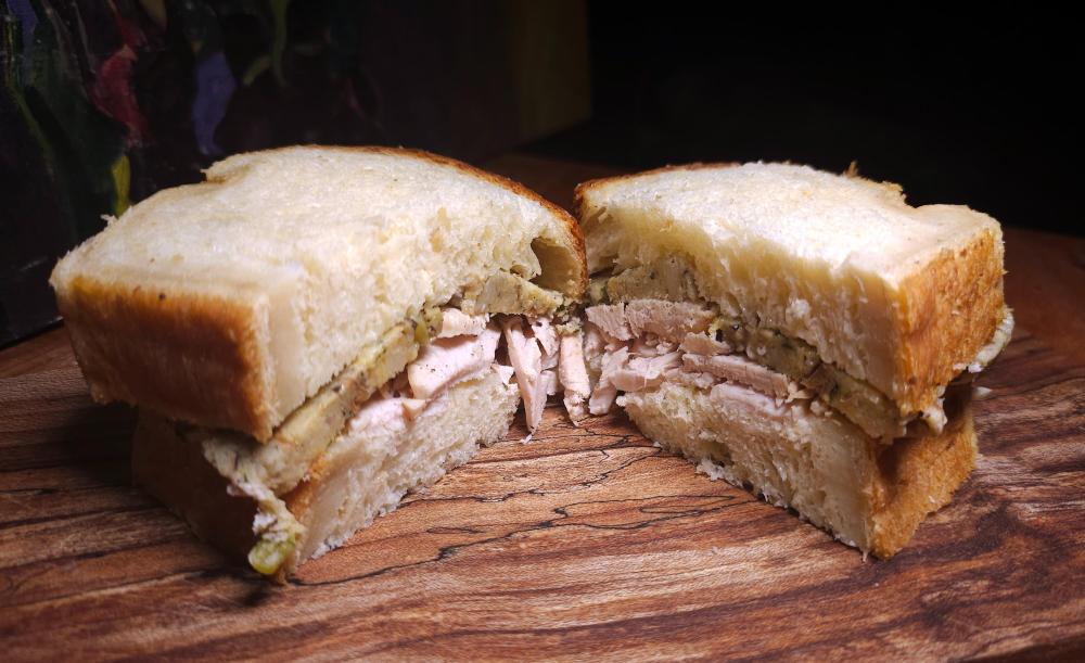 Turkeyanddressing(dumpling)onhomemadeoatmealsandwichbreadOctober8th2024.thumb.jpg.350c1c49736de3fc9ea25ce9be5bf5f4.jpg