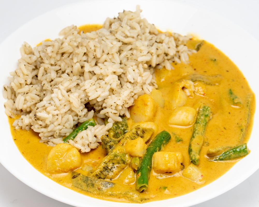 Red_curry_scallop_202411.thumb.jpg.78c65b48f502de51b356aea63a95f1c2.jpg