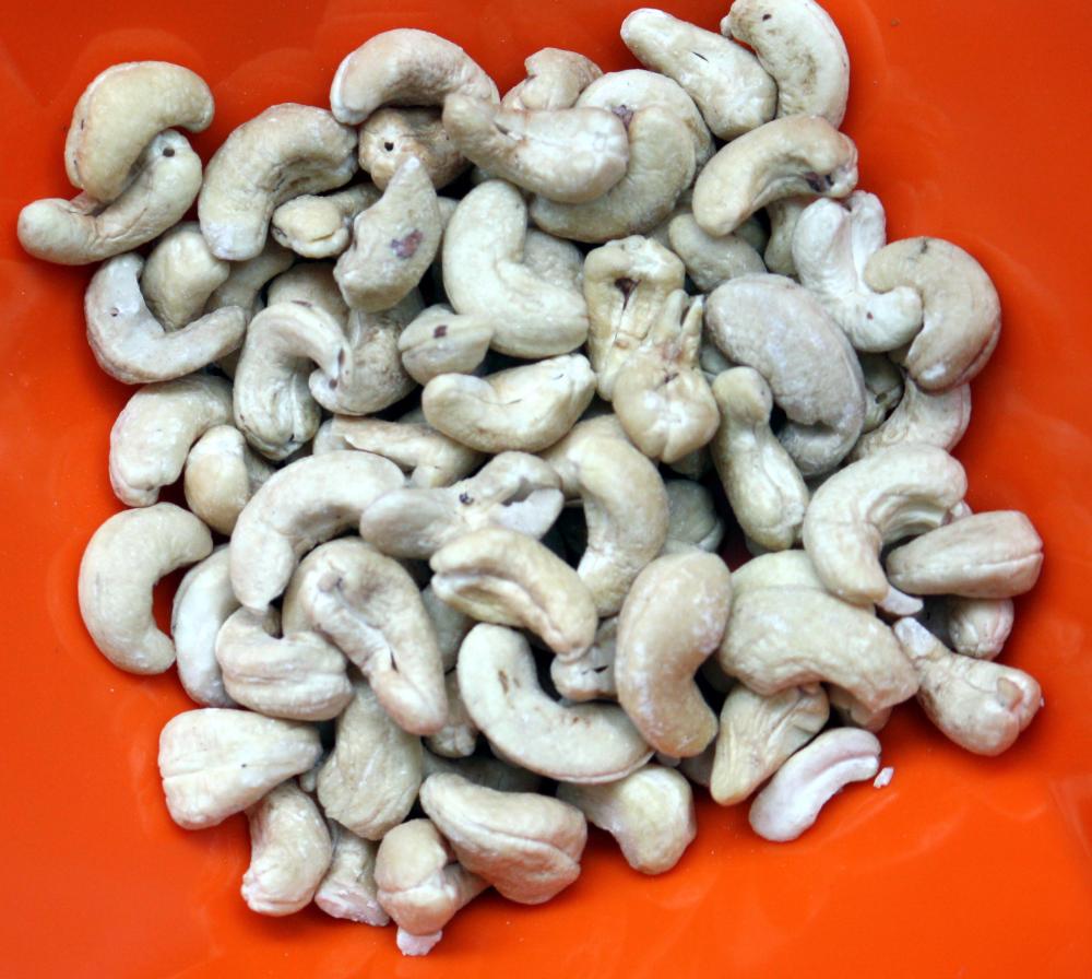 cashewnuts.thumb.jpg.e1a7dd1e165047d89abca5ad06215a1a.jpg