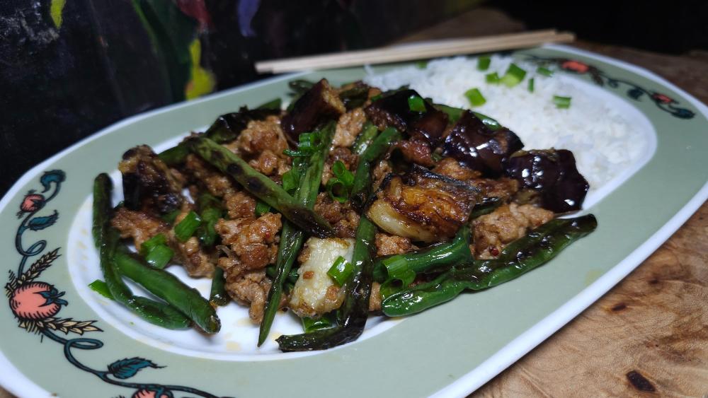 ChinesePorkwithdryfriedgreenbeansandfriedeggplantDecember14th2024.thumb.jpg.5ede2a2cdb3a143def6f8f110cb10a84.jpg