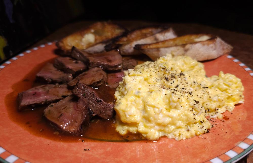 ScrambledEggwithBeefTenderloinJanuary3rd20251.thumb.jpg.20856095904b3054f0878e853cf329ab.jpg