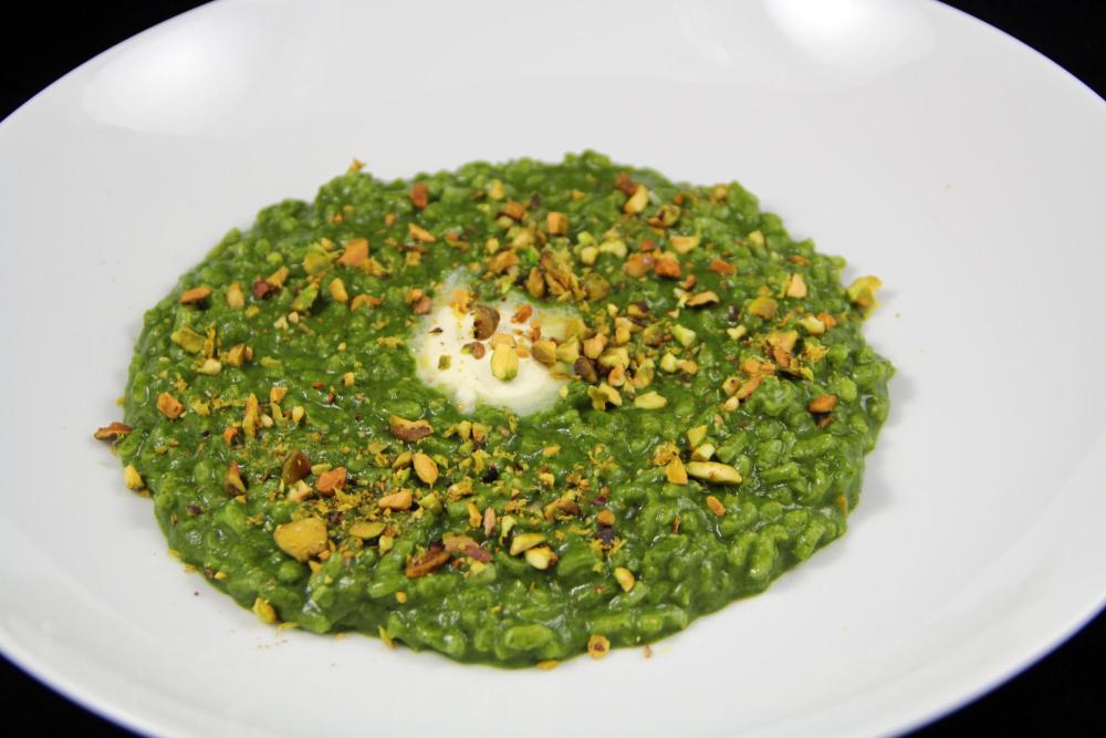 spinachrisotto.thumb.jpg.582beb05e67c23857e24be388c8dd57d.jpg