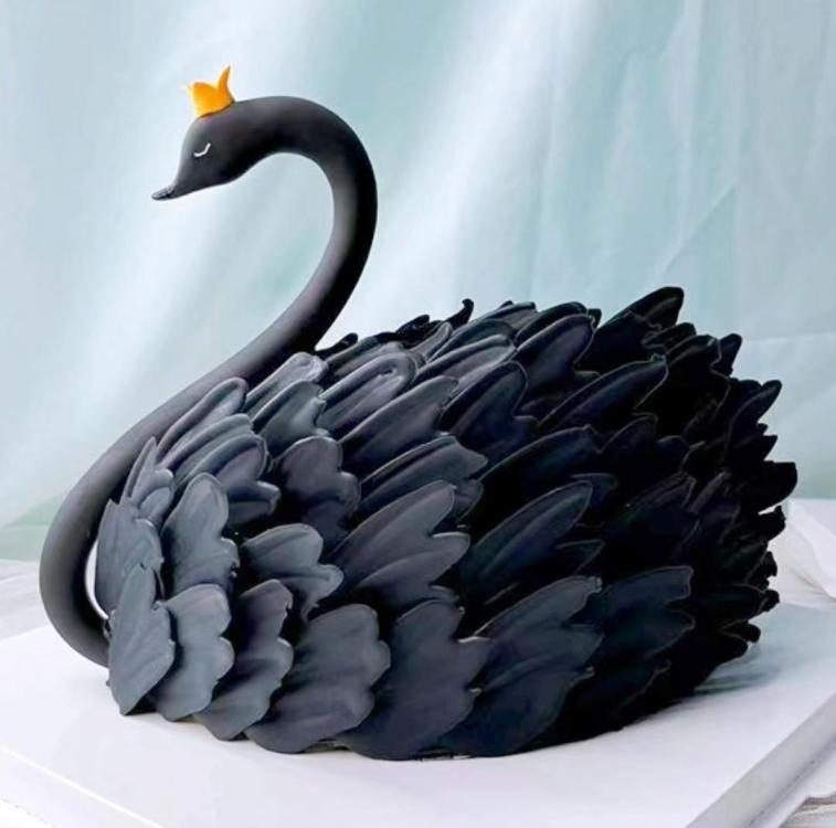 swancake.thumb.jpg.afd95ae7654b3403d9407d2f5e13ce42.jpg