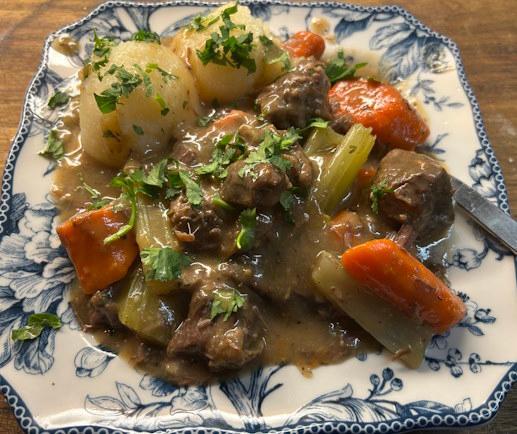 BeefStew8029.jpg.8cf30f7b4db1c035041ab90c72130e08.jpg