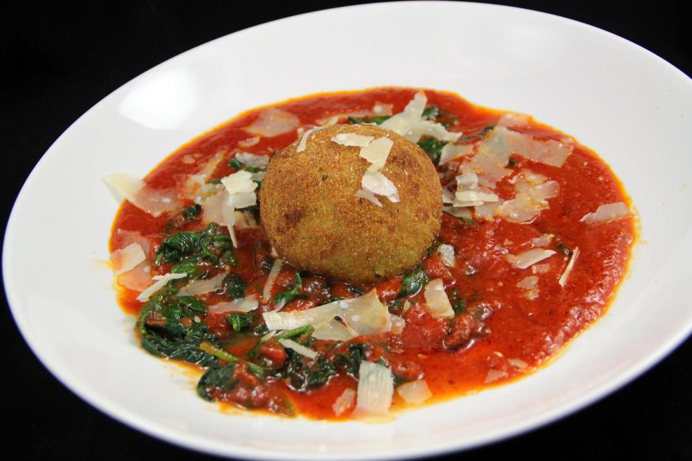 arancini.thumb.jpg.689b4e150be9470d390349fc46ee8039.jpg