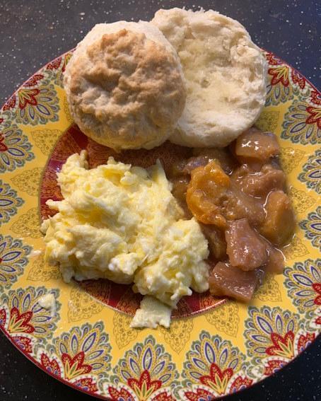 Biscuits, eggs and conserve9949.jpg