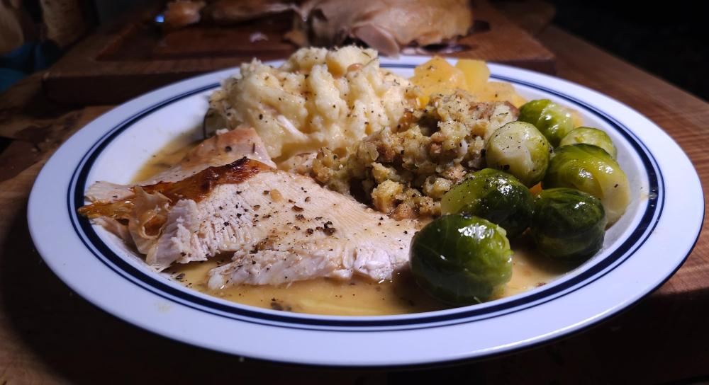 RoastTurkeyDinnerOctober21st20251.thumb.jpg.79f03d6da1e0bd7b4f7319a27e52efa9.jpg