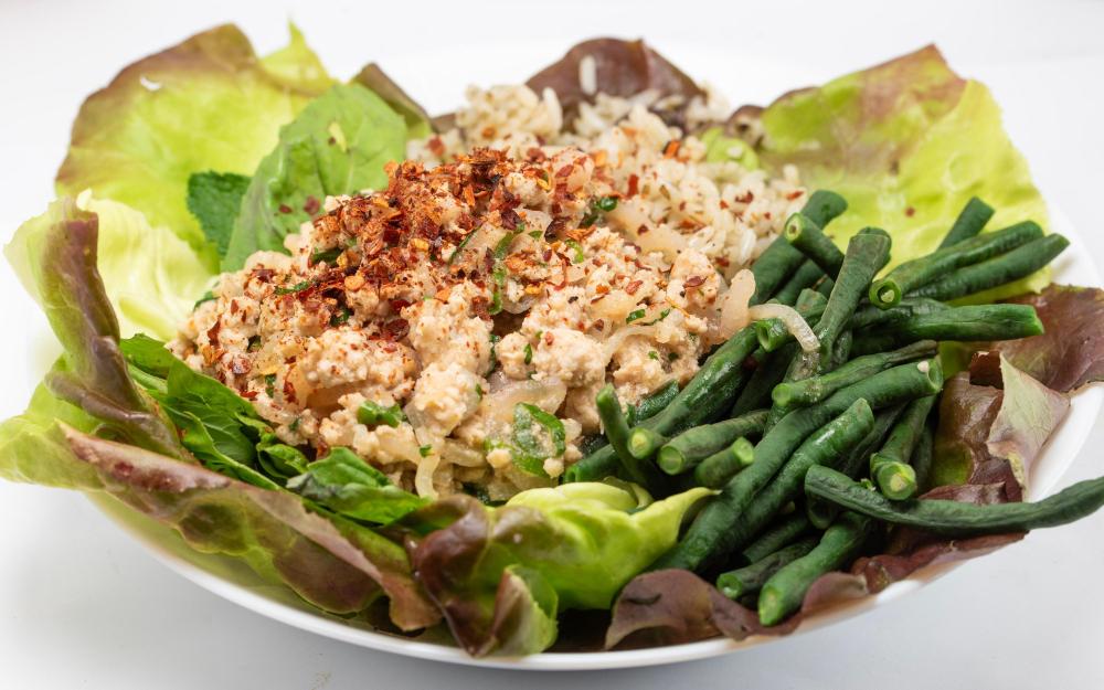 Larb_chix_202601.jpg